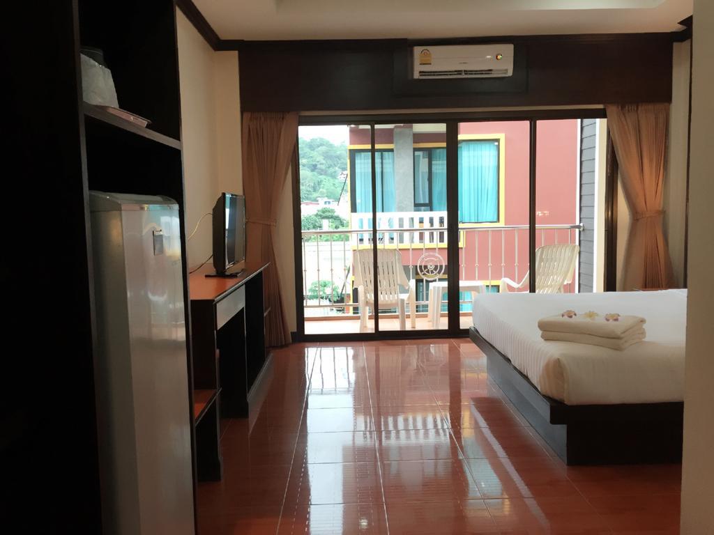 Sk Residence Patong Экстерьер фото