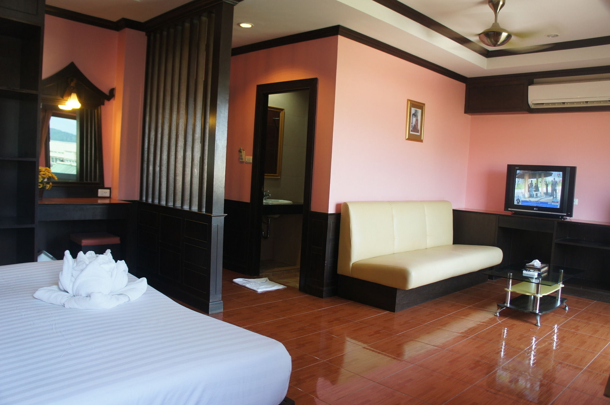Sk Residence Patong Экстерьер фото